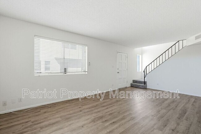 Foto del edificio - 1500 W Rio Salado Pkwy