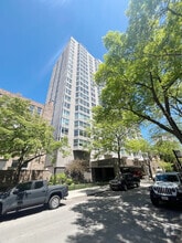 Building Photo - 720 W Gordon Terrace