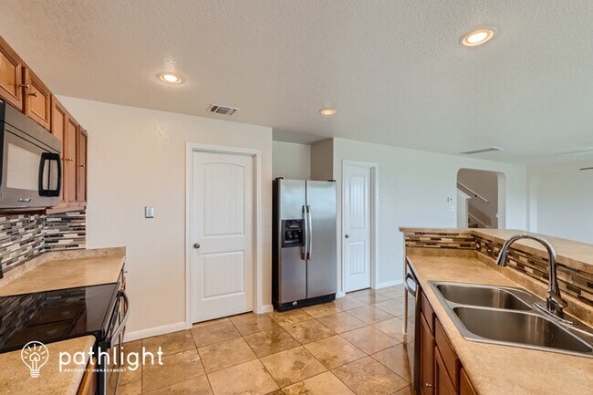 Building Photo - 5764 Maxfli Drive