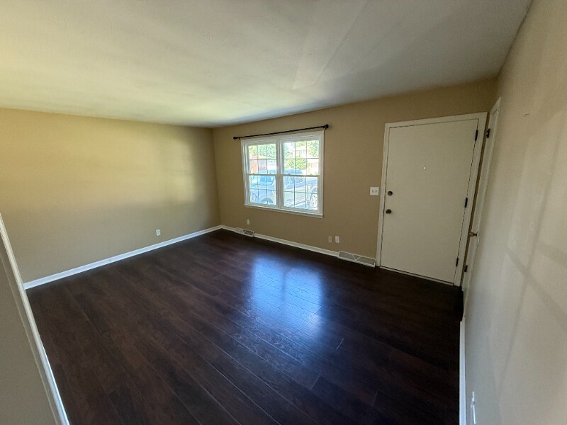 Foto principal - 1015-1017 S Sunrise Dr