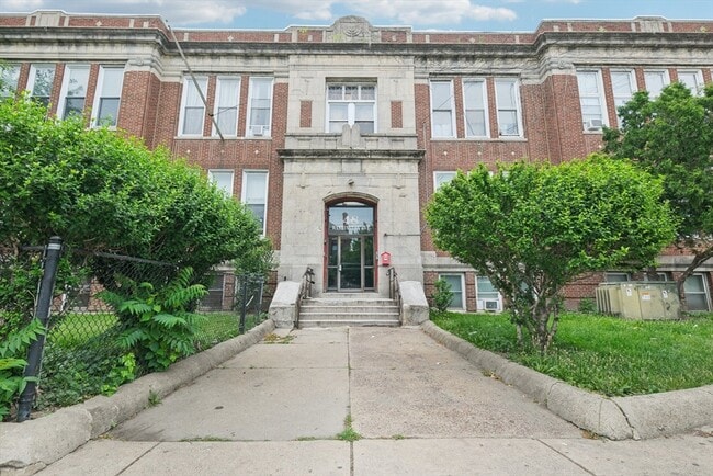 Building Photo - 48 Washington Ave