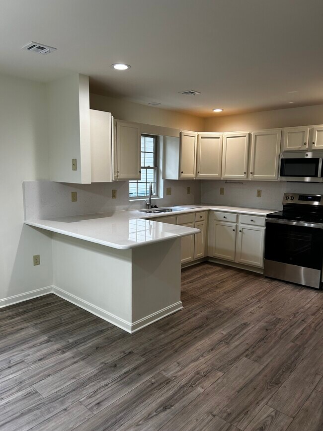 Cocina - 365 Melbourne Ln