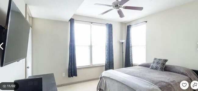 Bed Room - 390 17th St NW
