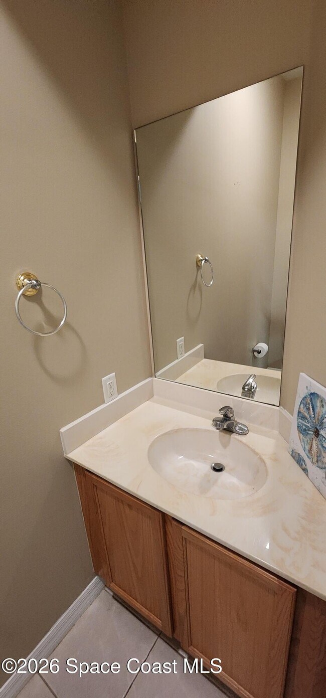 Foto del edificio - 8735 Clara Elizabeth Ln