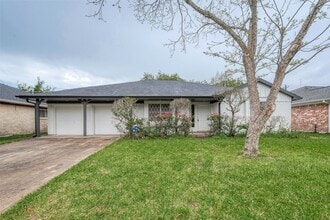 Building Photo - 6919 Maczali Dr