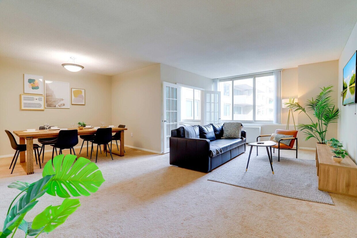 Foto principal - 1600 S Eads St