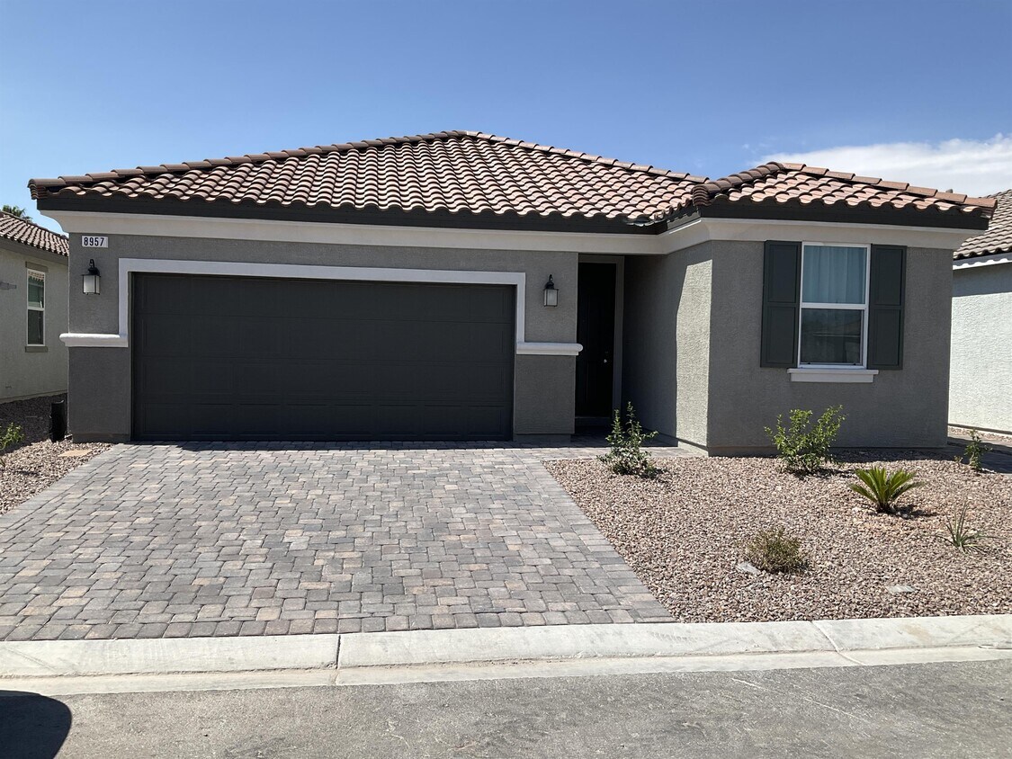 8957 Lucky Crest St, Enterprise, NV 89113 House Rental in Enterprise