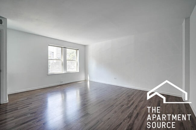 Foto del edificio - 925 W Carmen Ave