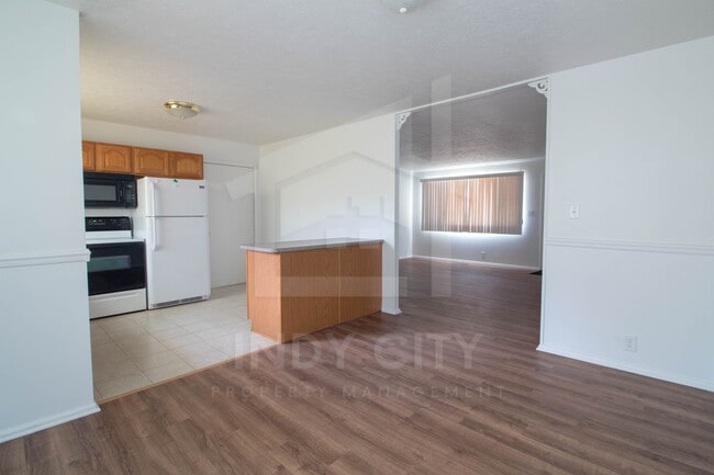 Foto del edificio - 7246 E 34th St