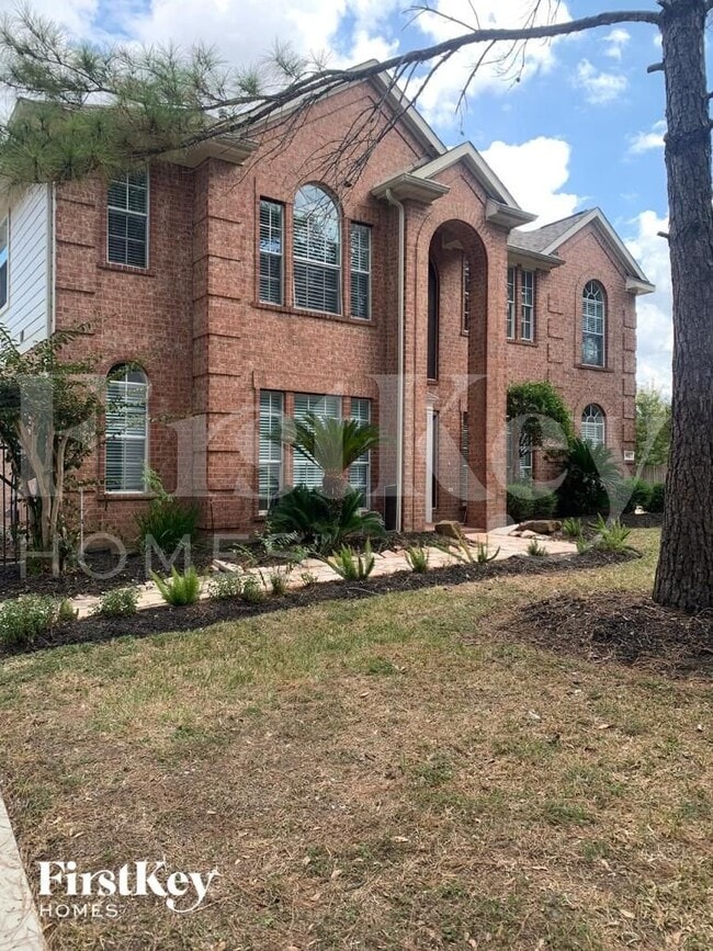 Foto del edificio - 902 Rock Springs Dr