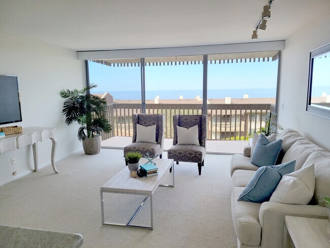 Foto del edificio - 6542 Ocean Crest Dr
