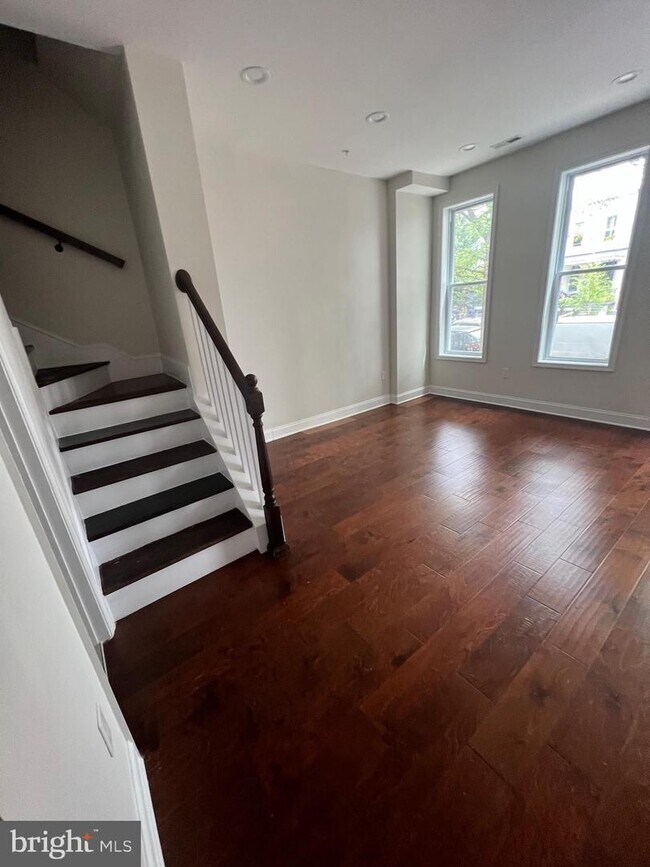 Foto del edificio - 113 15th St SE