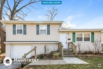 Building Photo - 7913 NE 55th St
