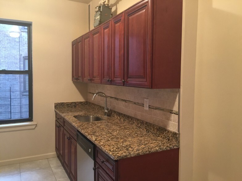 Foto principal - 2114 Starling Ave