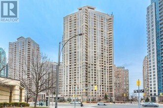 Building Photo - 310 Burnhamthorpe Rd W