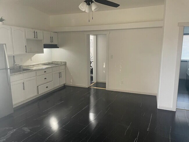 Foto del edificio - 521 Hoyt St