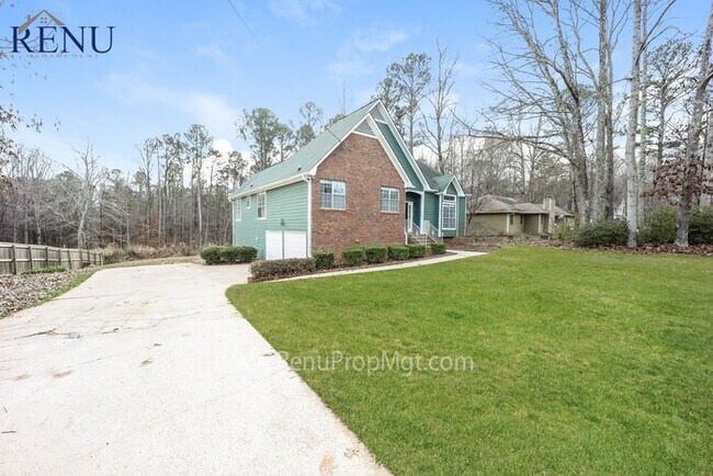 Foto del edificio - Now Available! 4 Bedroom 3 Bath!