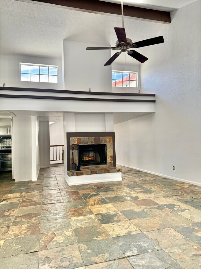 Photo - 7800 E Lincoln Dr Apartment