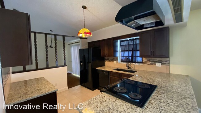 Foto del edificio - 3 br, 2 bath House - 6118 Beaumont Avenue