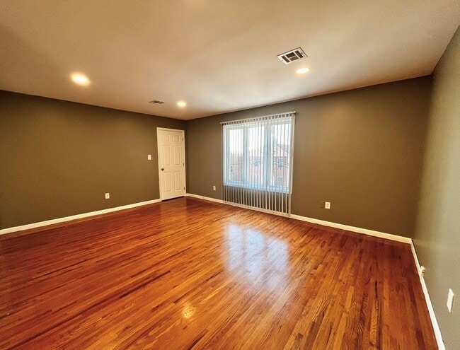 Building Photo - 7100 Durham Ave