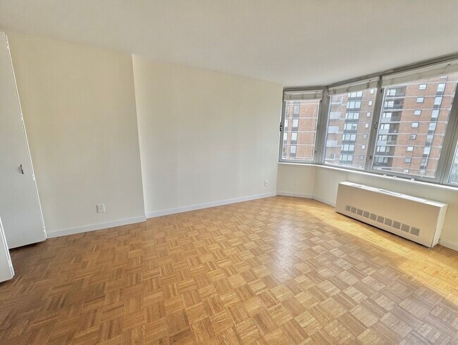 Foto del edificio - 500 W 43rd St
