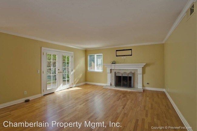 Building Photo - 3 br, 2.5 bath House - 3988 Syme