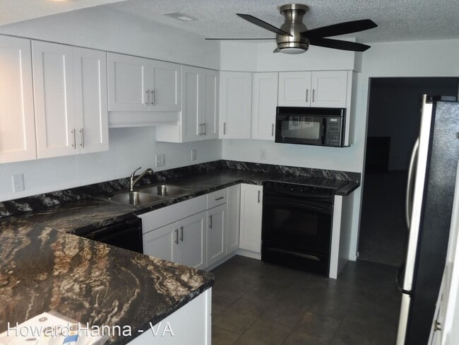 Building Photo - 2 br, 2 bath House - 3022 Cape Henry Court