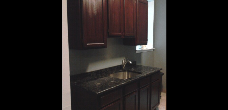 Primary Photo - 1829 7th Ave