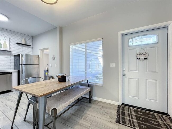 Foto del edificio - 1500 SW 12th St