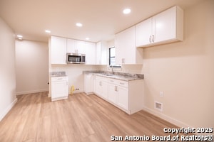 Building Photo - 1930 Lennon Ave