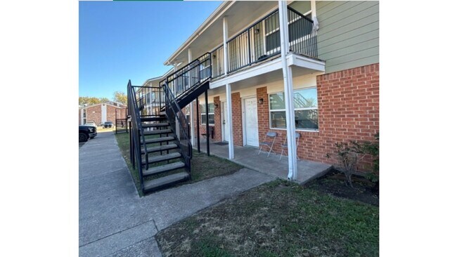 Foto del edificio - 516 Laredo St