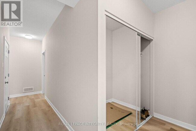 Photo du bâtiment - 615 Bee Pollen Wy