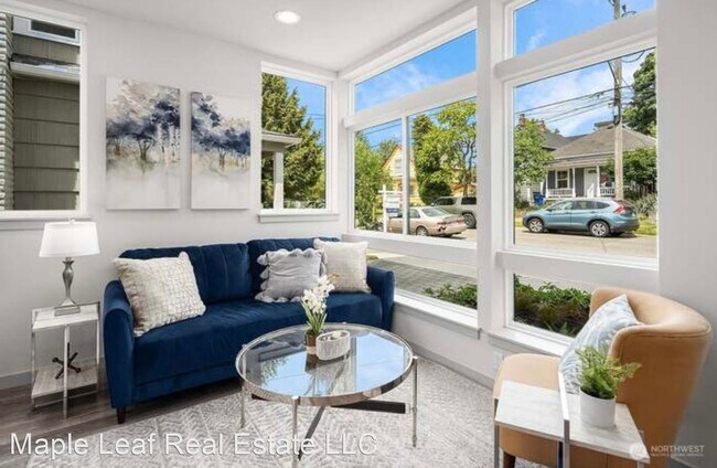 Foto del edificio - 2 br, 2 bath House - 2043 C NW 60th St