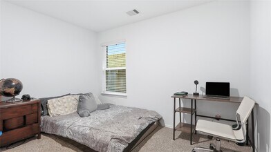 Building Photo - 22243 Florence Spgs Dr