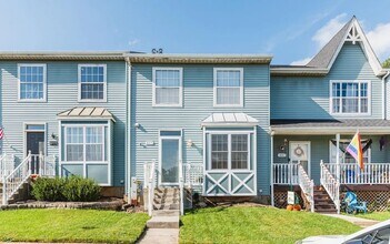 Building Photo - 649 Milford Ct