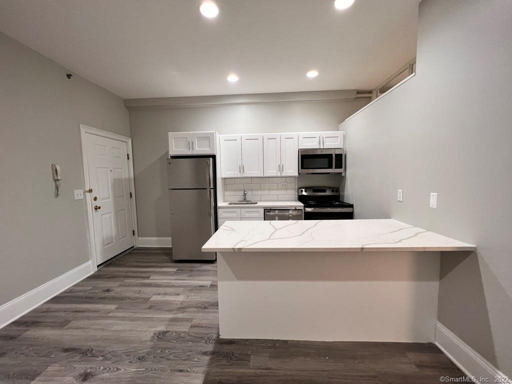 101 Orange St Unit 210, New Haven, CT 06510 Room for Rent in New Haven, CT