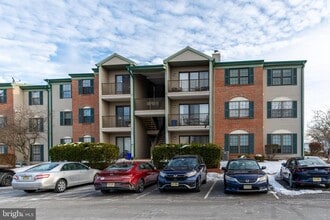 Building Photo - 69 Fisher Dr