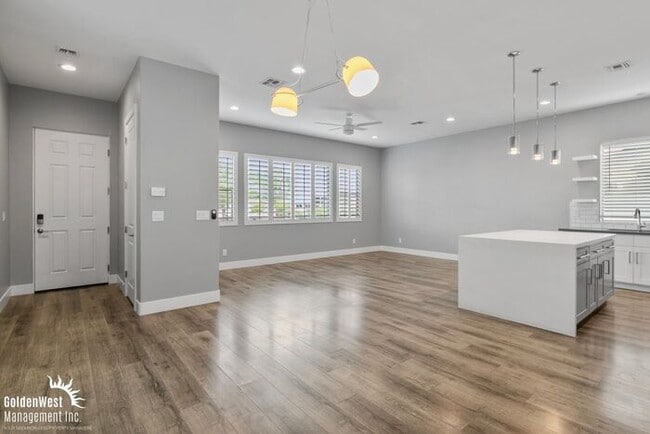 Foto del edificio - Fairmount Ave