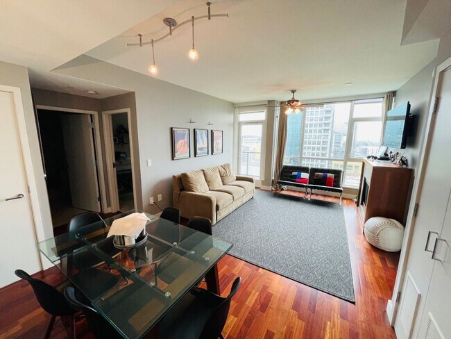 Foto del edificio - Ballpark View Condo at The Legend!