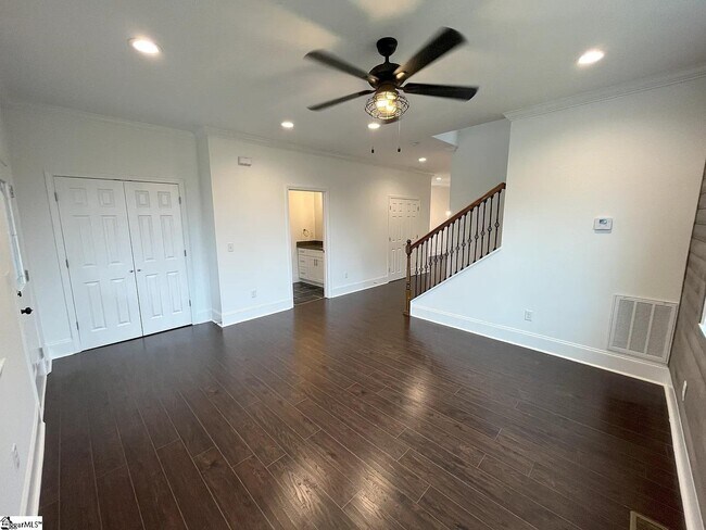 Foto del edificio - 305 Averill St