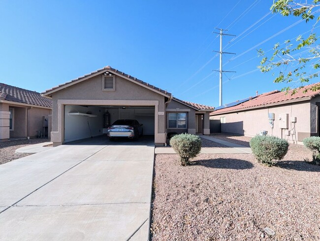 Building Photo - 3008 W Running Deer Trl