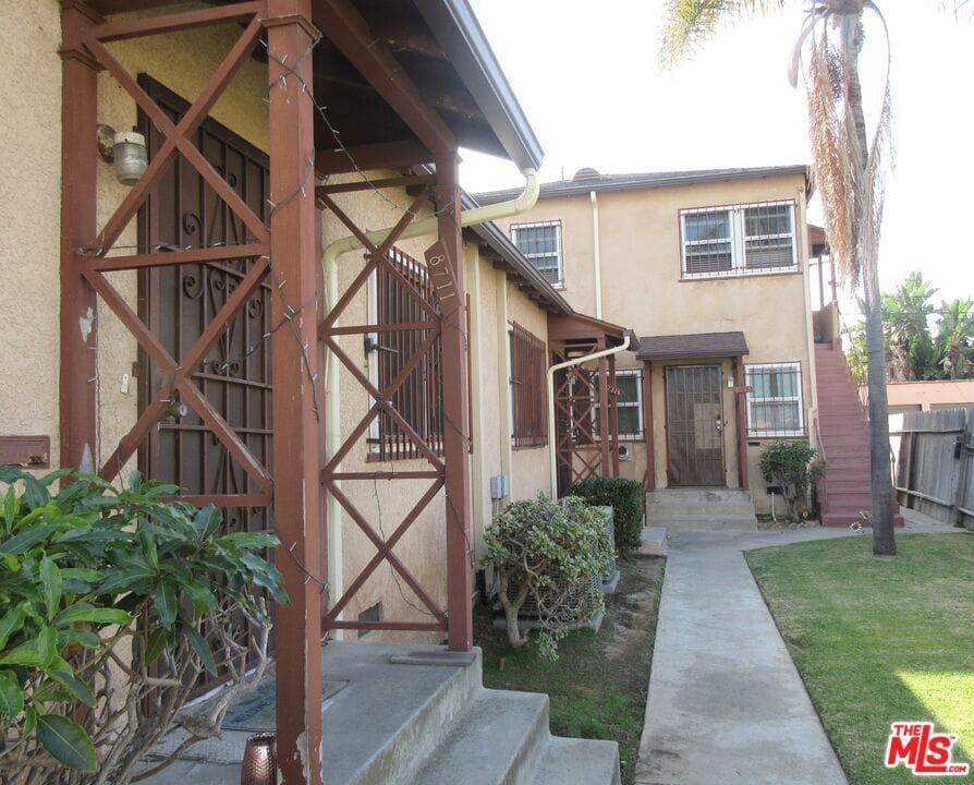 8711 S Van Ness Ave Unit 8713, Inglewood, CA 90305 Condo for Rent in