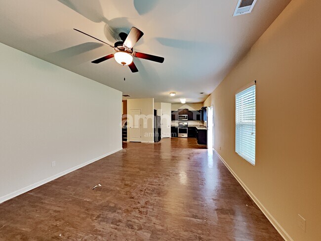 Building Photo - 815 Castilla Way