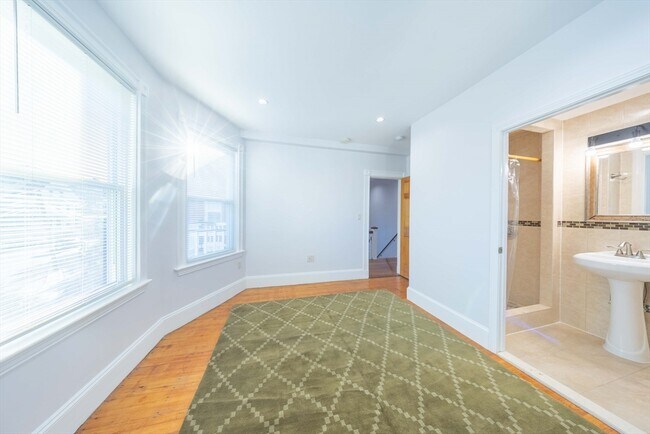 Foto del edificio - 7 Alcott St