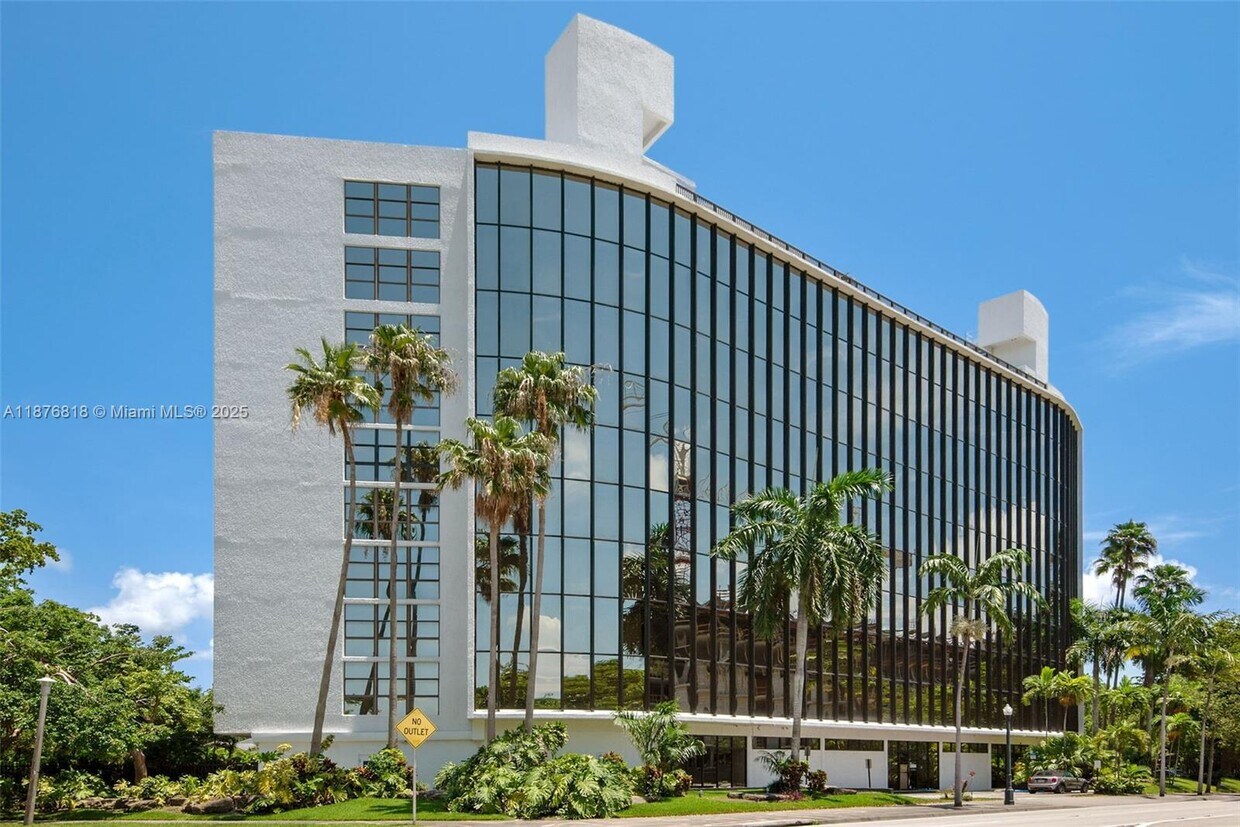 Foto principal - 5701 Biscayne Blvd