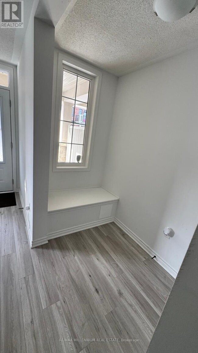 Building Photo - 5 Melmar St