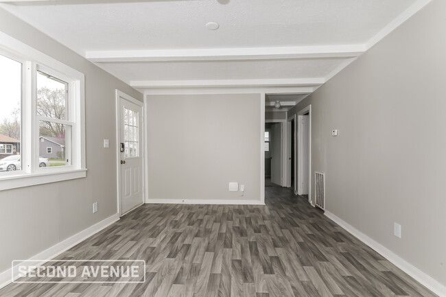 Foto del edificio - 334 Wellington Blvd