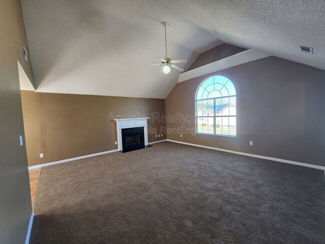 Foto del edificio - 3081 Dogwood Ave