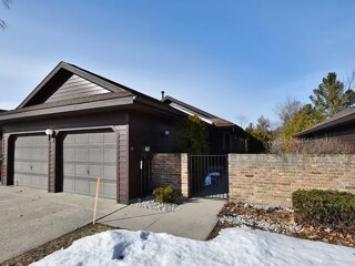 Building Photo - 902 Hammond Pl N