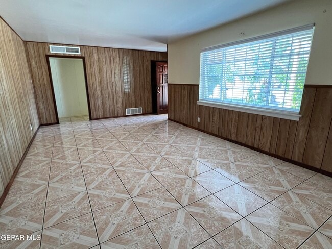 Foto del edificio - 1516 Oakdale St